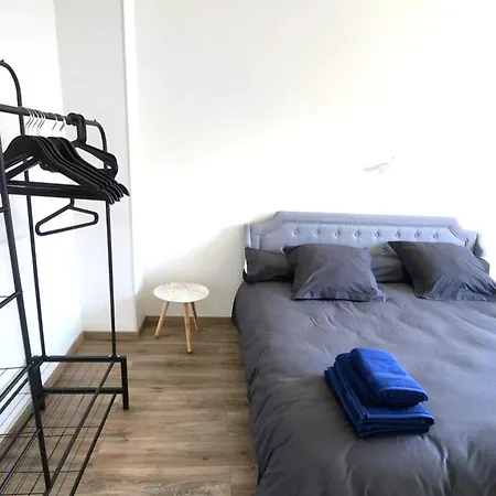 Hotel Spacious House With Garden Canet-en-Roussillon